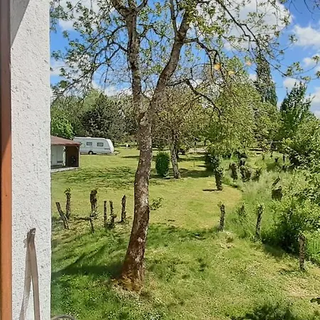 L' appartement du Camping Hautoreille Bannes  Extérieur photo