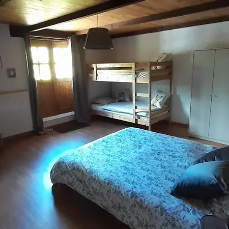 L' appartement du Camping Hautoreille Bannes  Extérieur photo